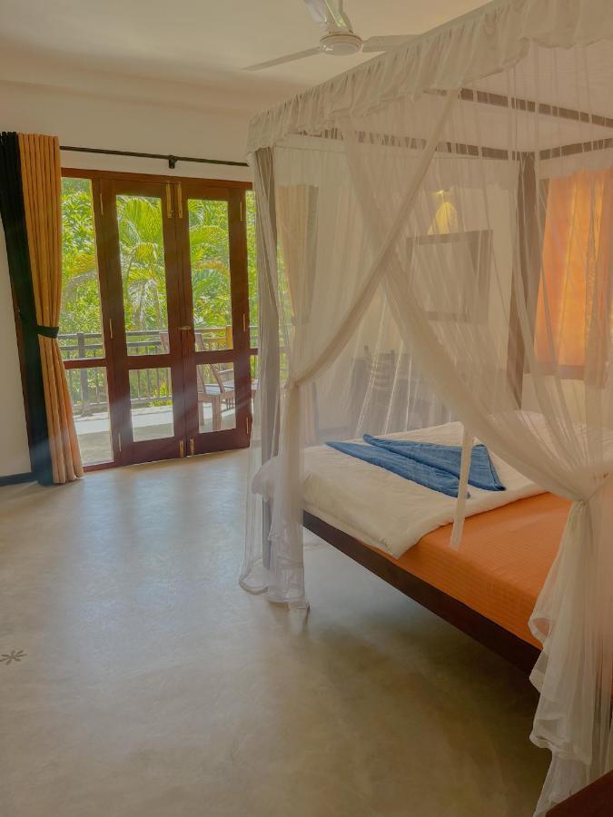 Easy Living Hotel Hikkaduwa Ngoại thất bức ảnh