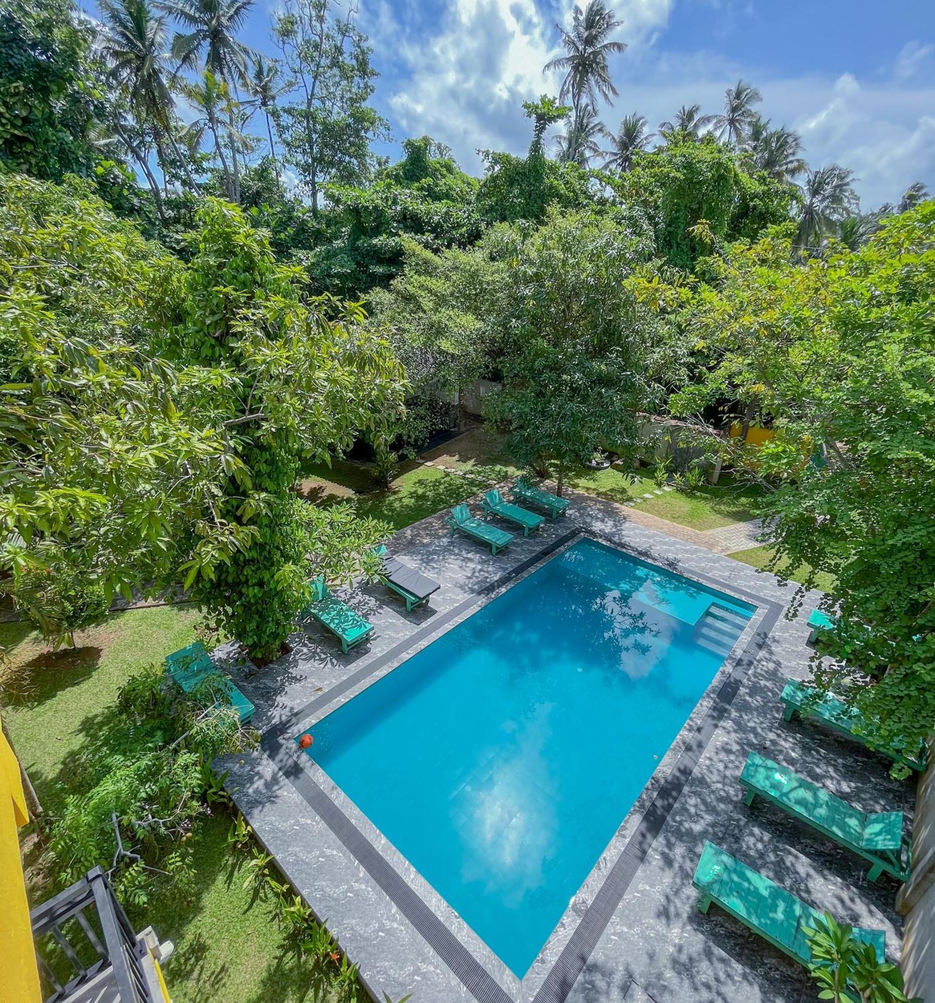 Easy Living Hotel Hikkaduwa Ngoại thất bức ảnh